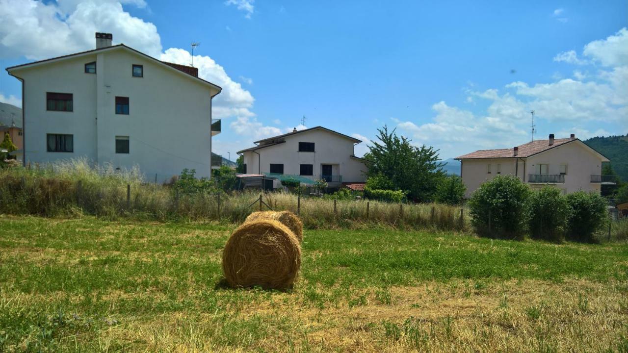 Natour L'Ostello Per I Camminatori Barisciano Exterior foto